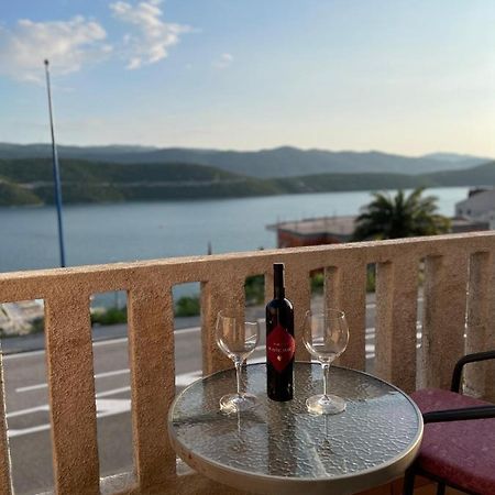 Apartments Ela Неум Экстерьер фото
