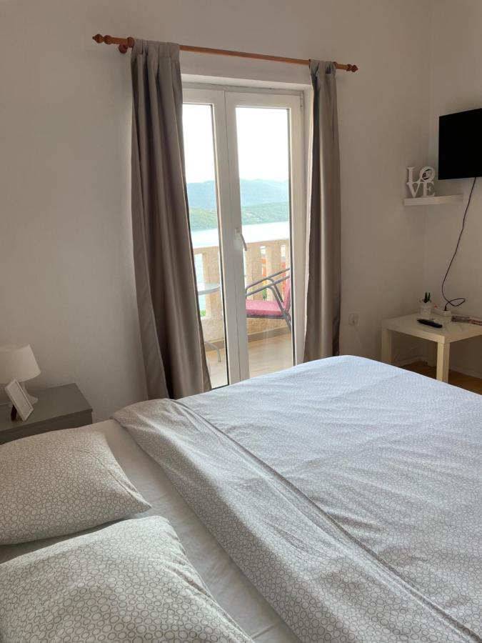 Apartments Ela Неум Экстерьер фото